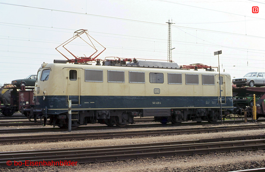 00462_140_13A_36-db.jpg