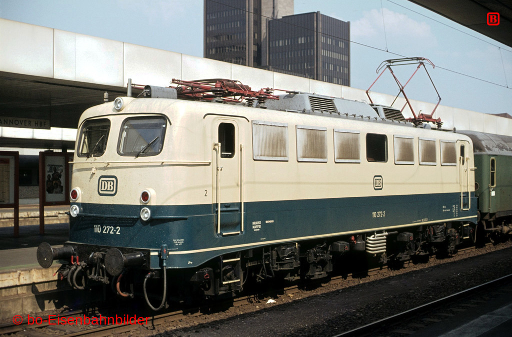 http://www.br141.de/bo-Eisenbahnbilder/data/media/1/00632_110_08A_24-db.jpg