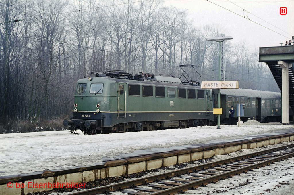 http://www.br141.de/bo-Eisenbahnbilder/data/media/1/01308_140_22B_24-db.jpg