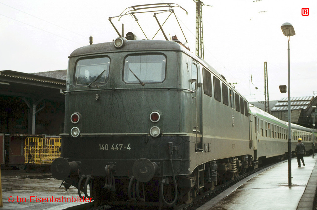 http://www.br141.de/bo-Eisenbahnbilder/data/media/1/02153_140_13B_45-b.jpg