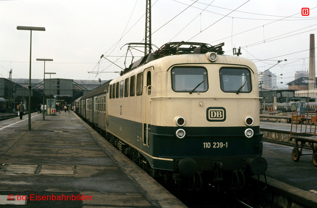 http://www.br141.de/bo-Eisenbahnbilder/data/media/1/02380_110_06B_48-db.jpg