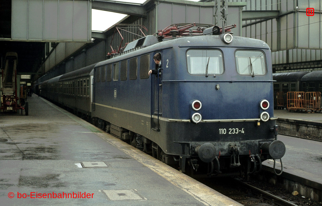 http://www.br141.de/bo-Eisenbahnbilder/data/media/1/02457_110_06B_16-db.jpg