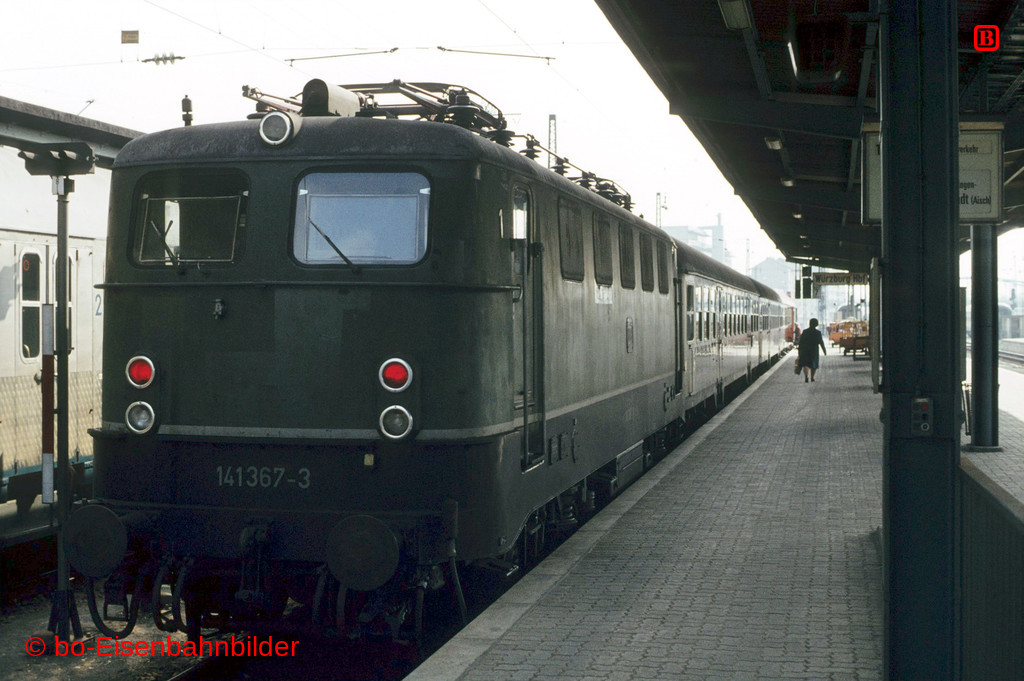 02533_141_15A_05-db.jpg