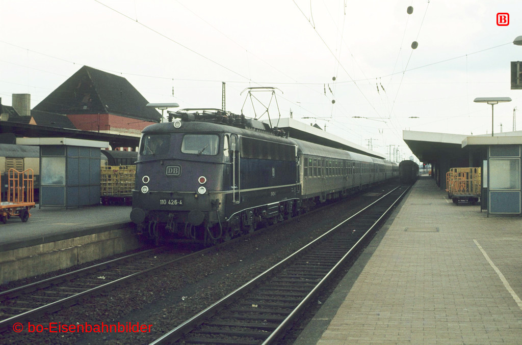 http://www.br141.de/bo-Eisenbahnbilder/data/media/1/03381_110_14B_31-b.jpg