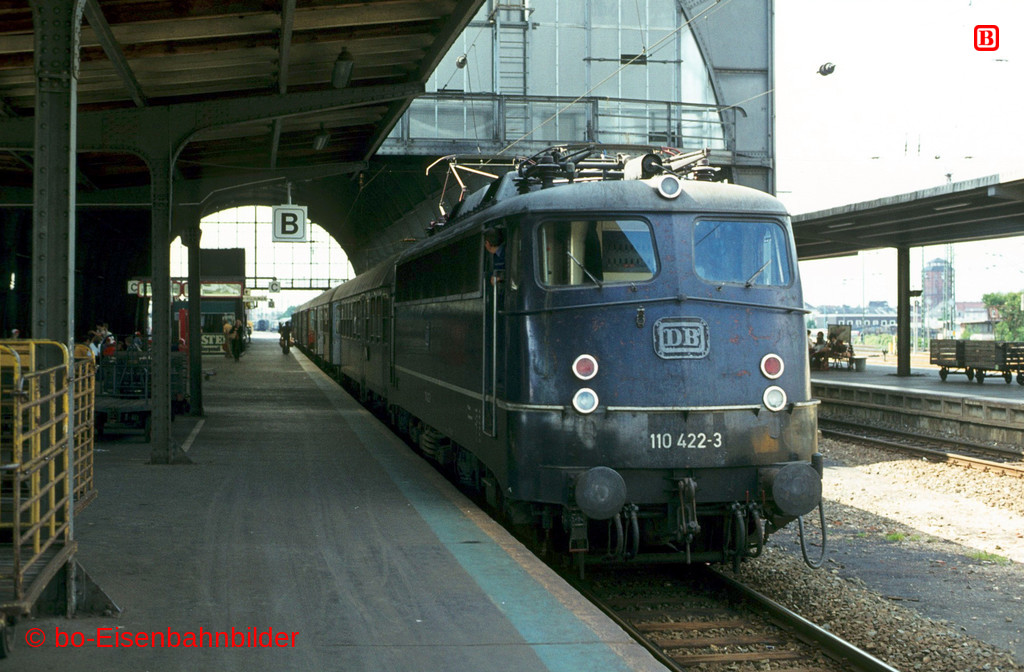 http://www.br141.de/bo-Eisenbahnbilder/data/media/1/04026_110_14B_21-db.jpg