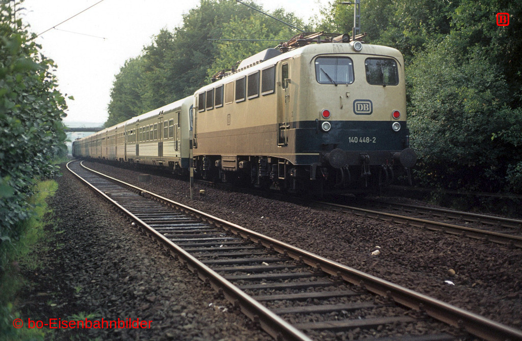 http://www.br141.de/bo-Eisenbahnbilder/data/media/1/04197_140_13B_48-db.jpg