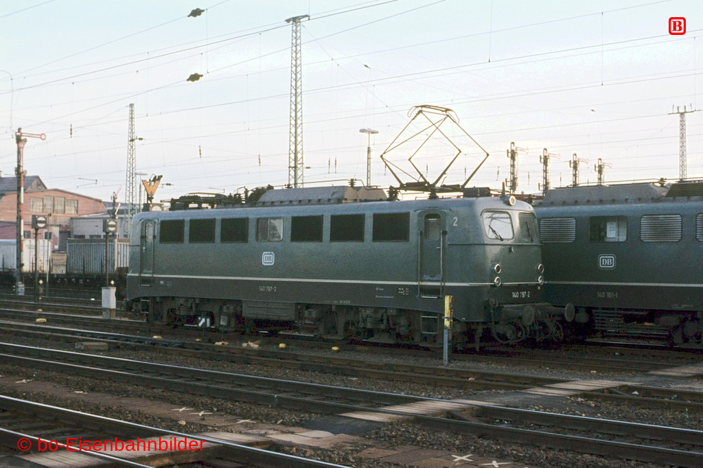 http://www.br141.de/bo-Eisenbahnbilder/data/media/1/05121_140_22B_30-db.jpg