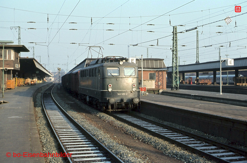 http://www.br141.de/bo-Eisenbahnbilder/data/media/1/05274_140_17B_34-b.jpg