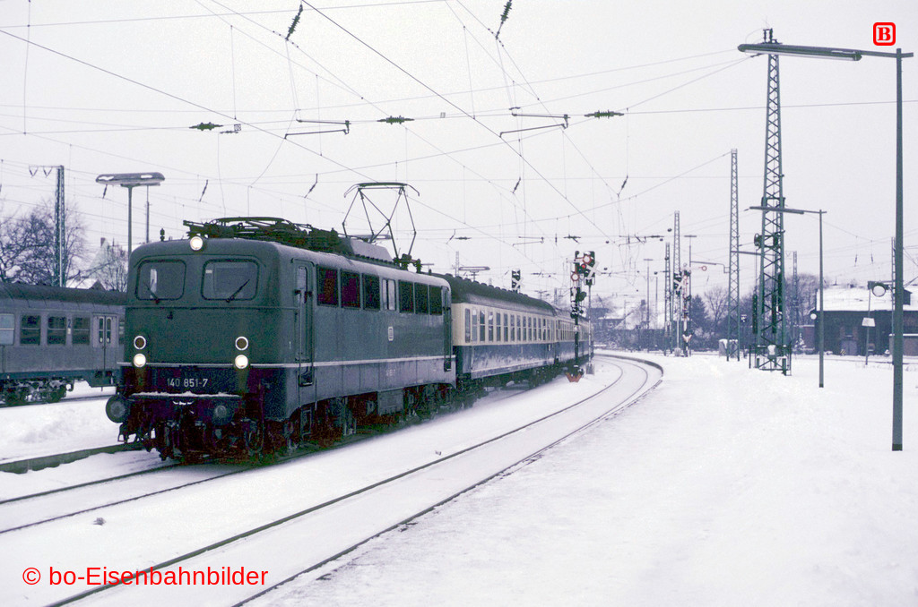 http://www.br141.de/bo-Eisenbahnbilder/data/media/1/07394_140_23B_17-db.jpg