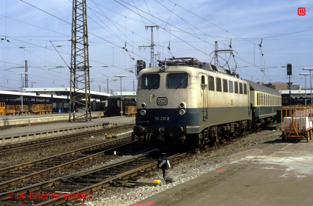 http://www.br141.de/bo-Eisenbahnbilder/data/media/1/10263_110_06B_07-db.jpg