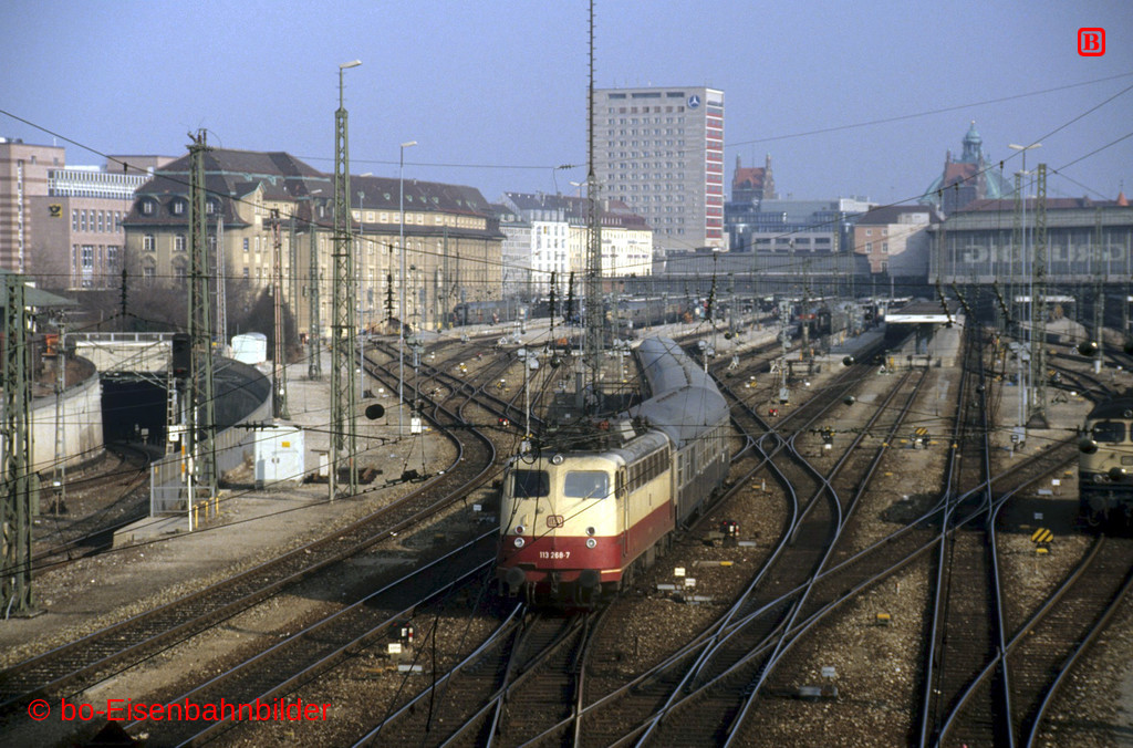 15514_110_08A_07-db.jpg