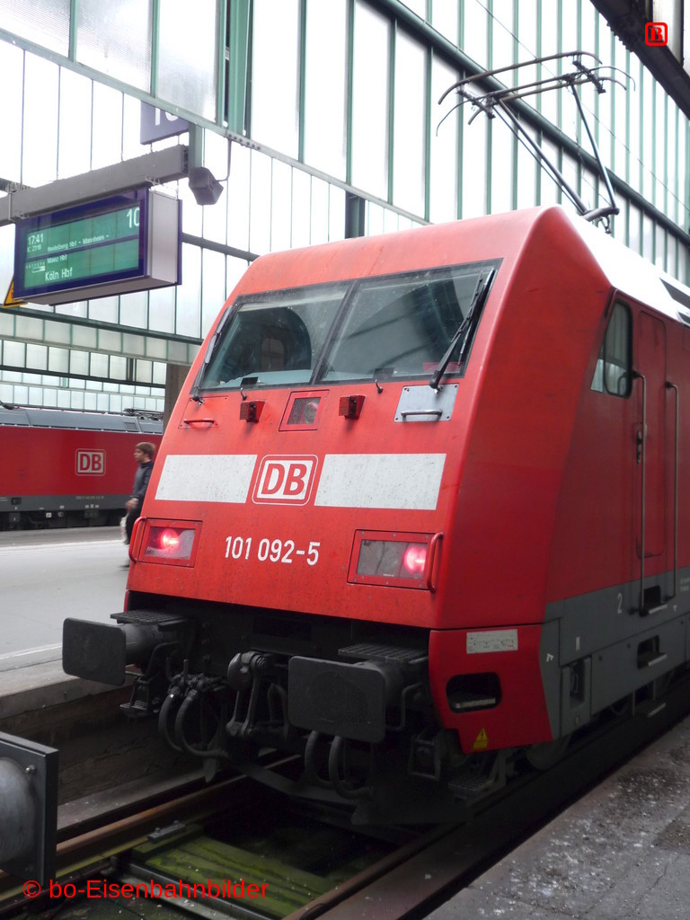 P3050112-db.JPG