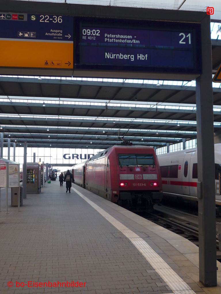 P3100228-b.JPG