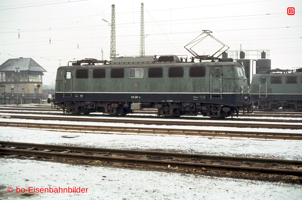 http://www.br141.de/bo-Eisenbahnbilder/data/media/2/01234_140_10A_24-db.jpg
