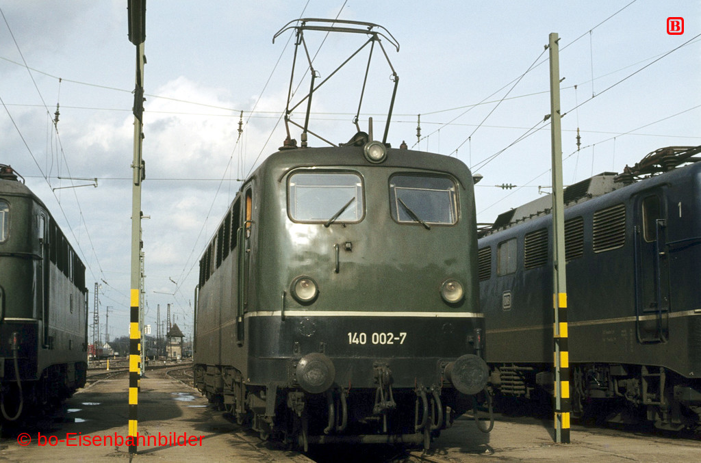 http://www.br141.de/bo-Eisenbahnbilder/data/media/2/02119_140_01A_09-db.jpg