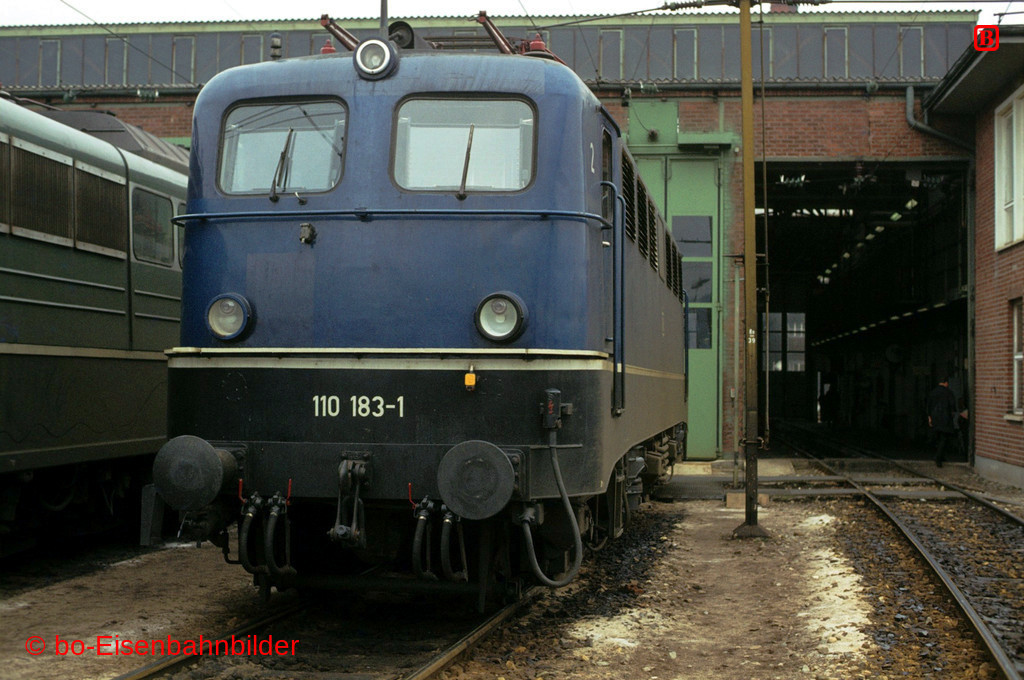 http://www.br141.de/bo-Eisenbahnbilder/data/media/2/02405_110_04A_14-db.jpg