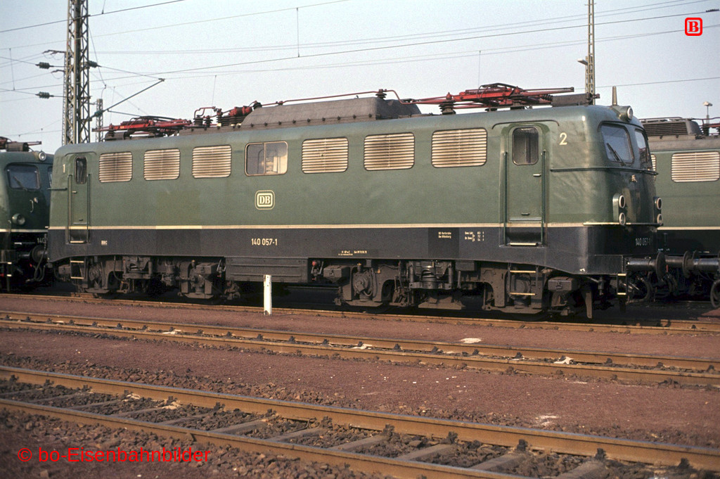 http://www.br141.de/bo-Eisenbahnbilder/data/media/2/02890_140_05A_25-db.jpg