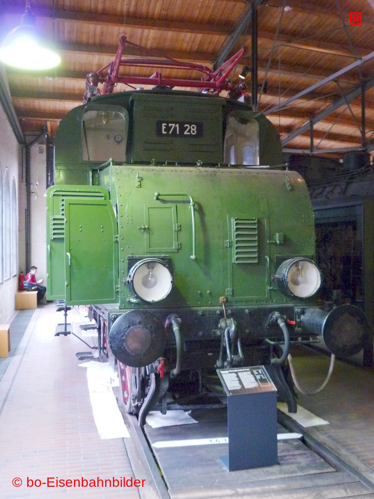 P3100384-b.JPG
