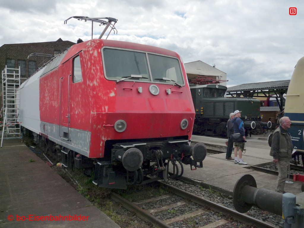 P3110549-b.JPG