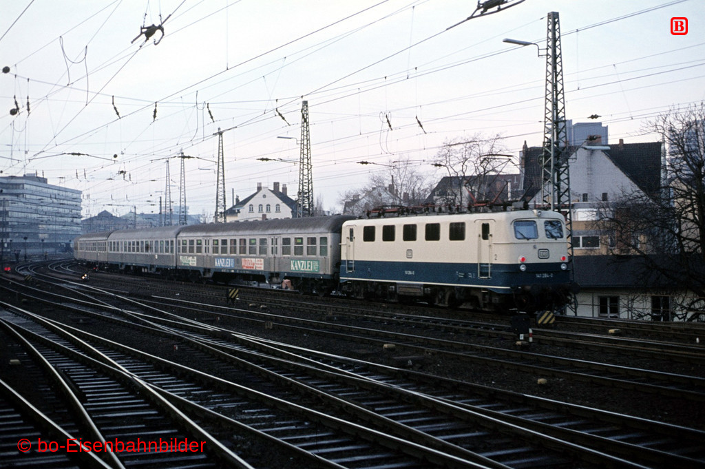 05119_141_11A_37-db.jpg