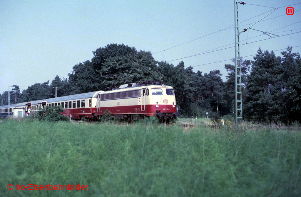 07714_110_08A_16-db.jpg