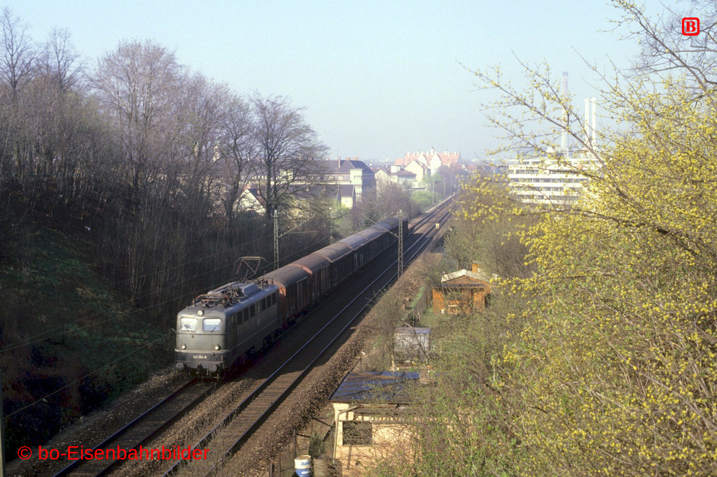 http://www.br141.de/bo-Eisenbahnbilder/data/media/4/09444_140_05A_04-b.jpg