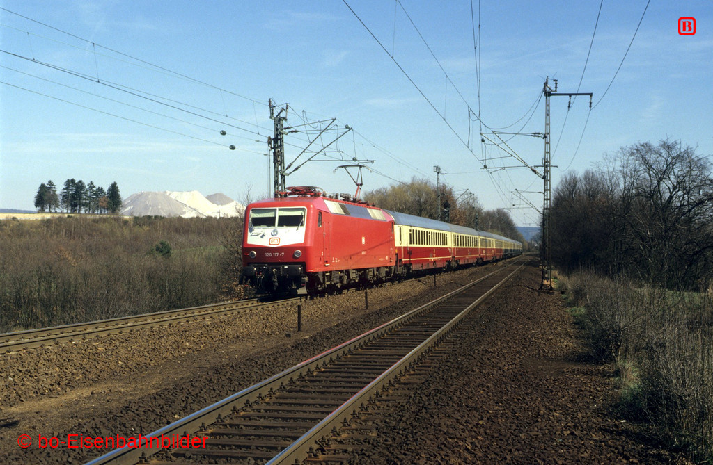 http://www.br141.de/bo-Eisenbahnbilder/data/media/4/10376_120_03A_21-b.jpg