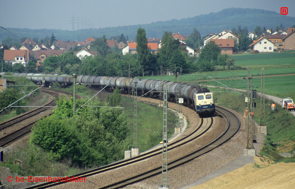 http://www.br141.de/bo-Eisenbahnbilder/data/media/4/15009_140_10A_11-db.jpg